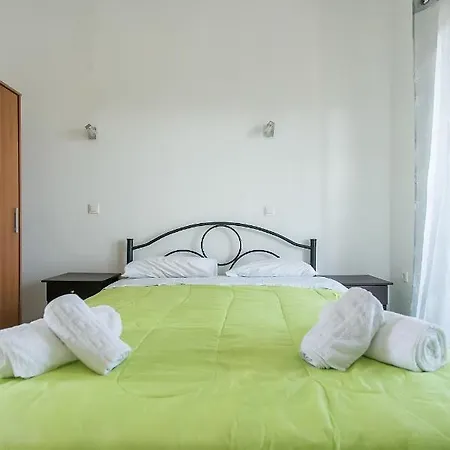 Aperanto Seaview Apartments * Mesongí