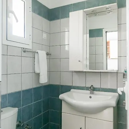 Aperanto Seaview Apartments Apartment